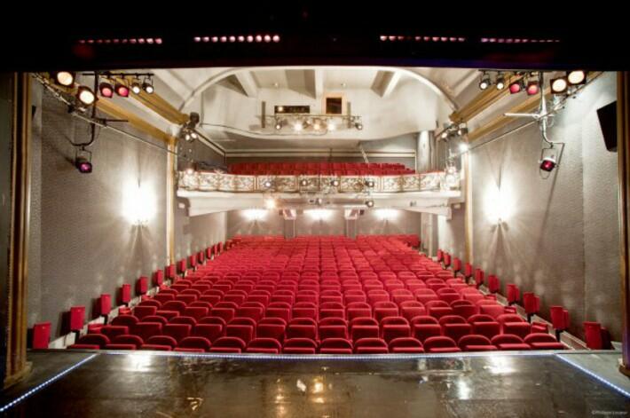 Th&eacute;&acirc;tre La P&eacute;pini&egrave;re
