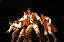 Geoffrey CALLENES, Stéphane DAUCH, Emilien FABRIZIO, Nicolas LE GUYADER, Yves ROUX dans Cyrano de Bergerac
