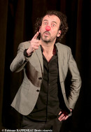 Régis VLACHOS dans Dieu est mort. Et moi non plus j'me sens pas très bien !