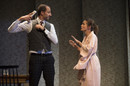 Arié ELMALEH, Barbara SCHULZ dans La Perruche