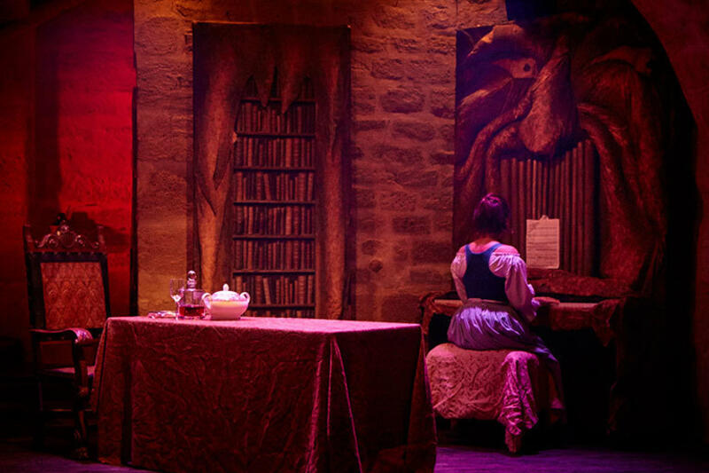 La Belle et la Bête au Théâtre Essaïon