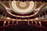 Grande salle du théâtre Marigny à Paris