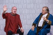 Dialogue aux Enfers entre Machiavel et Montesquieu au Théâtre de Poche-Montparnasse