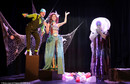 Pourquoi Blanche Neige ne se réveille pas ? et autres contes recyclables au Théâtre de la Contrescarpe