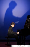 Le pianiste aux 50 doigts