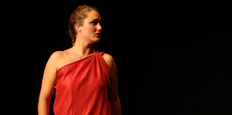 Racine par la racine au Théâtre Essaïon