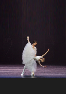 RUSSIAN TEMPS/DANSE. Ballet Stanislavsky de Moscou, Théâtre des Champs-Elysées