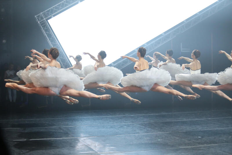 RUSSIAN TEMPS/DANSE. Ballet Stanislavsky de Moscou au Théâtre des Champs-Elysées