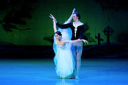 GISELLE en remplacement de La Reine des Neiges par Le Ballet de l’Opéra National d'Ukraine -- TRANSCENDANSES au Théâtre des Champs-Elysées