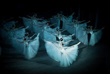 GISELLE en remplacement de La Reine des Neiges par Le Ballet de l’Opéra National d'Ukraine -- TRANSCENDANSES, Théâtre des Champs-Elysées