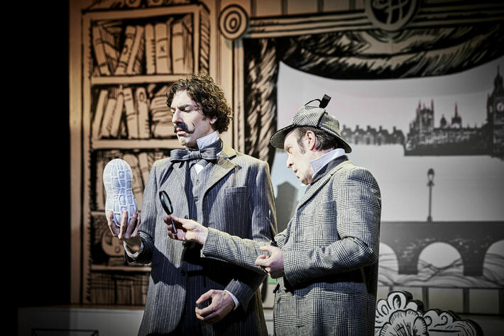 La Chienne des Baskerville : une comédie absurde inspirée de Conan Doyle
