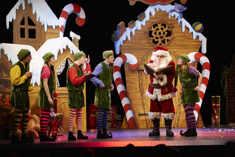 AU PAYS DU PERE NOEL au Théâtre des Mathurins (Grande salle)