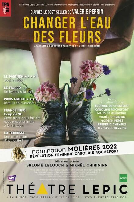 Changer l'eau des fleurs au Théâtre Lepic