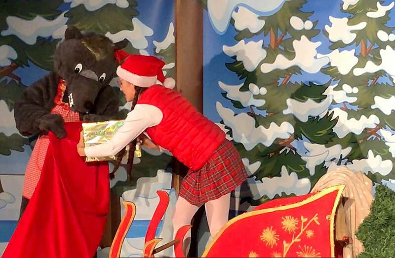 LILY et LE TRAÎNEAU DU PÈRE NOËL au Théâtre de Jeanne