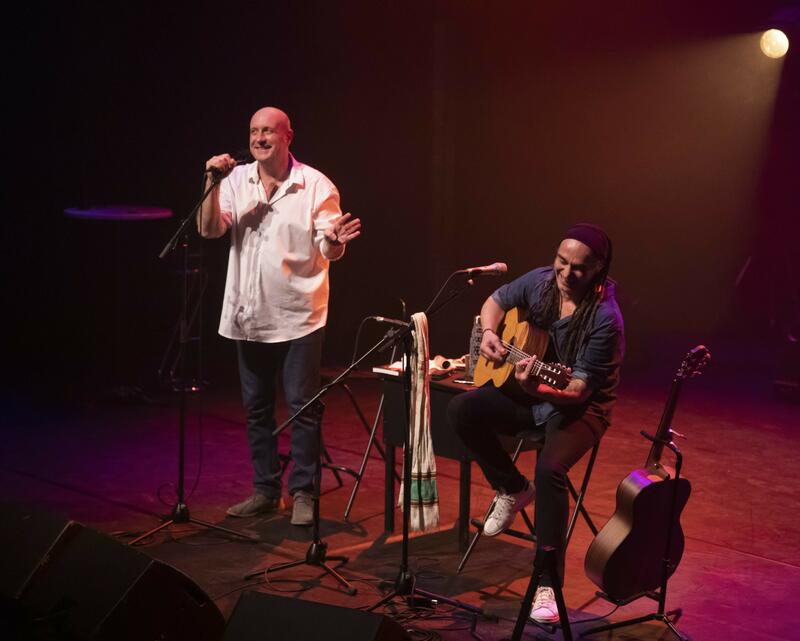 Mike et Riké de Sinsémilia - Souvenirs de Saltimbanques au Théâtre Victoire