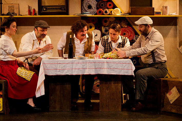 « LES MARCHANDS D'ÉTOILES » au Théâtre du Splendid : un huis clos tendu au cœur de l’Occupation allemande