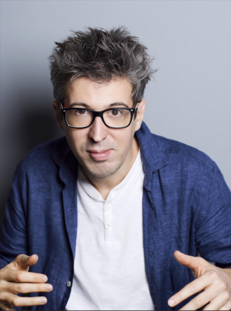 Matthieu Nina « En bas de l’échelle » au Théâtre 100 noms