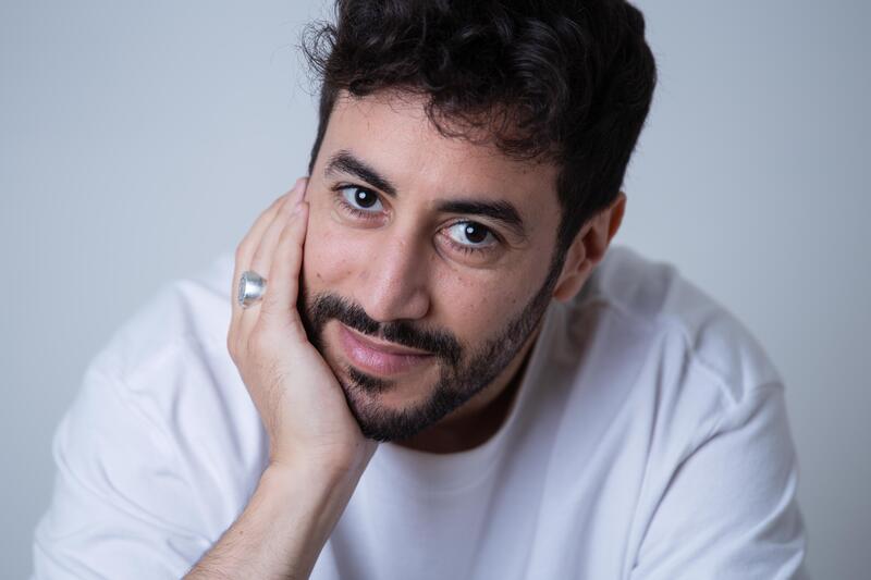 Akim Omiri « Contexte » au Théâtre 100 noms