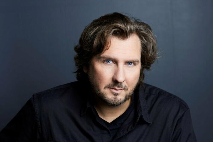 Olivier SOLIVERES ressuscite «&nbsp;AMADEUS » et dirige la symphonie de la jalousie au Théâtre Marigny la saison prochaine