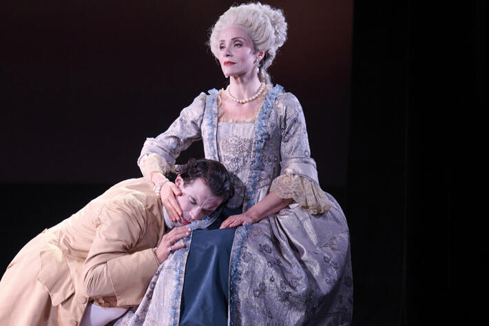 VALMONT et MERTEUIL fascinent toujours : « Les Liaisons dangereuses » continuent de séduire et sont dans le 62e Palmarès des prix de la critique théâtre, musique et danse