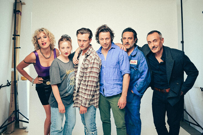 Un thriller familial sur fond d’argent, de magouilles et de violence avec Benoît SOLES, Rod PARADOT et Olivier SITRUK adapté pour la première fois en France