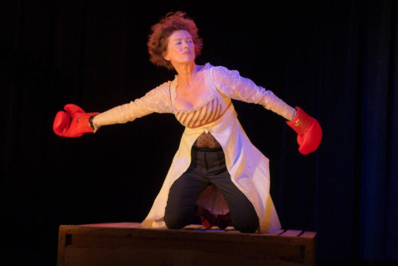 Olympe(s) au Théâtre Essaïon