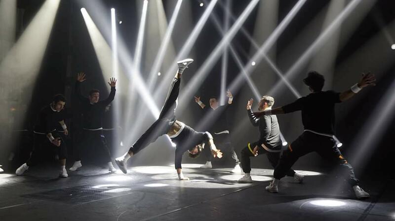 LES ECHOS-LIÉS : Positive Energy au Théâtre des Variétés