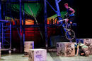 ID - EVOLUTION - Cirque Éloize au Théâtre Montparnasse