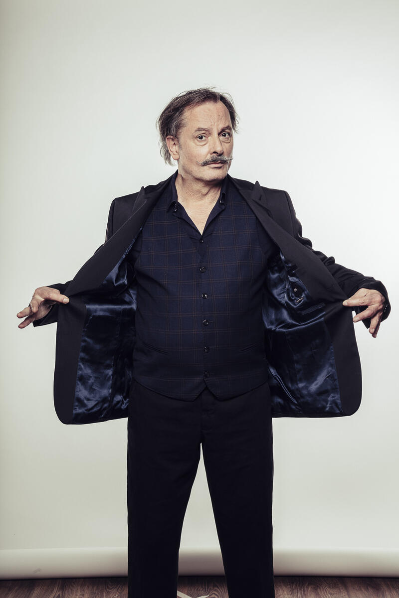 Christophe Alévêque - Revue de presse au Théâtre Comédie Odéon