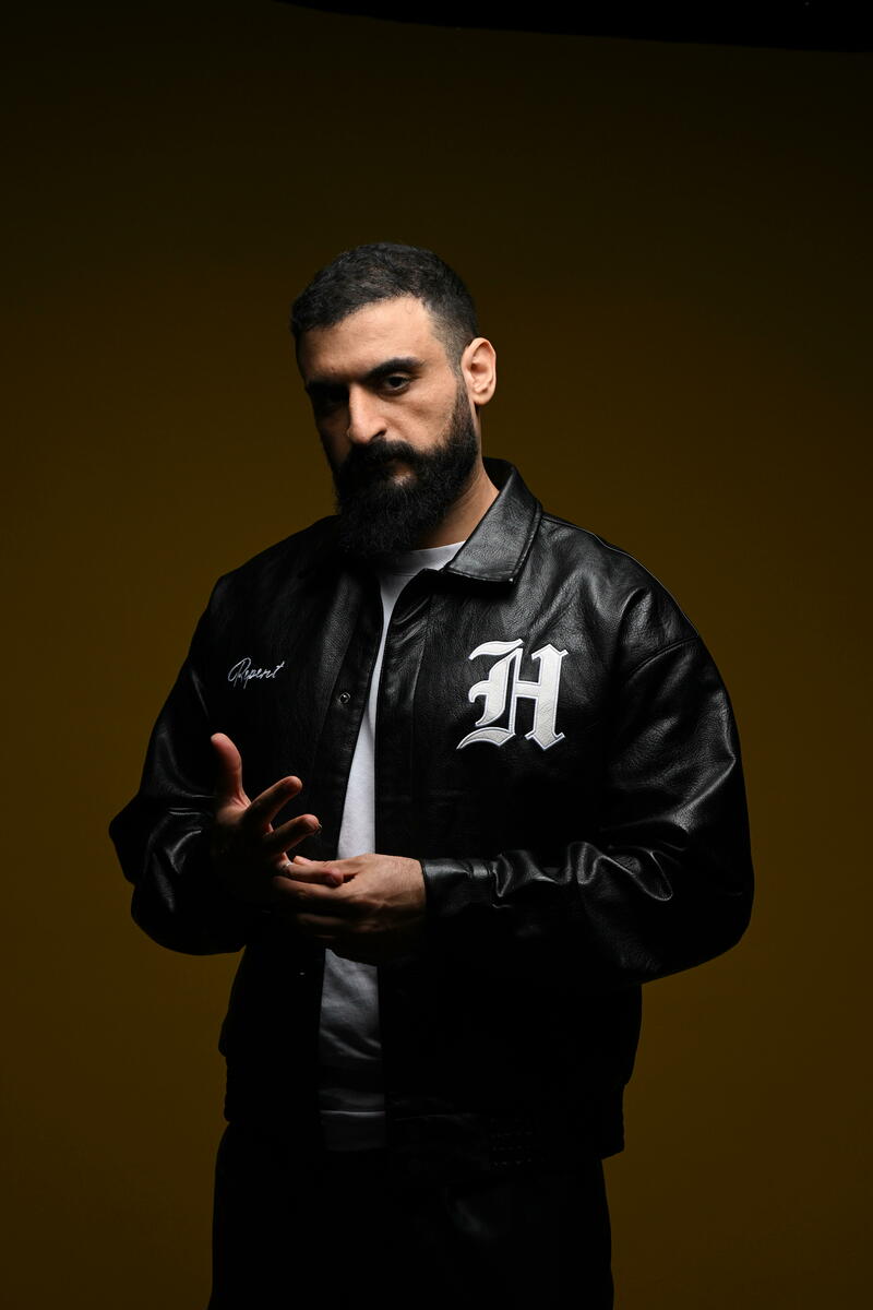 UMUT KÖKER – Paradoxe au Théâtre Comédie La Rochelle