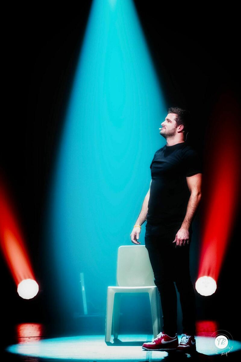 HUGUES LAVIGNE - Hyperactif au Théâtre Comédie La Rochelle
