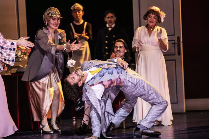 Le retour sur les planches de Vincent DEDIENNE qui sera doublement applaudi en 2026