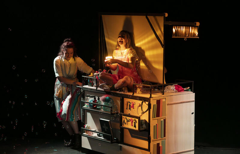 Aïe à La Scène Parisienne