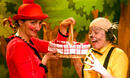 Le grand chaperon rouge et le petit loup au Théâtre Essaïon