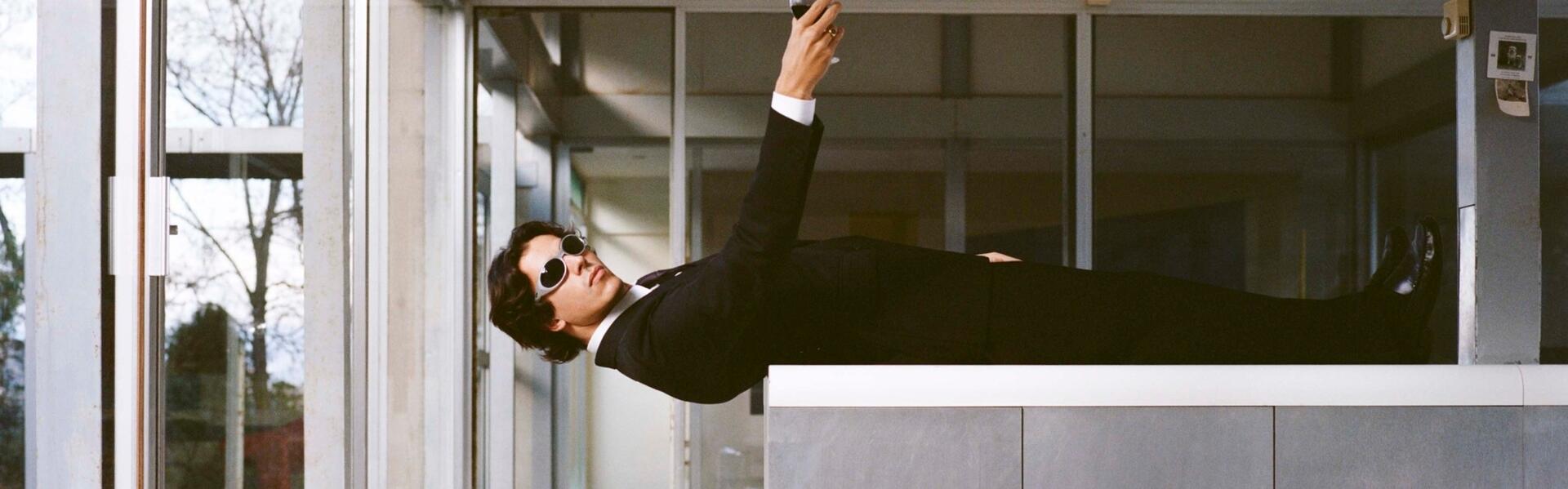 LA MARCHE BLEUE - MAISON D'EN FACE par Léo Walk