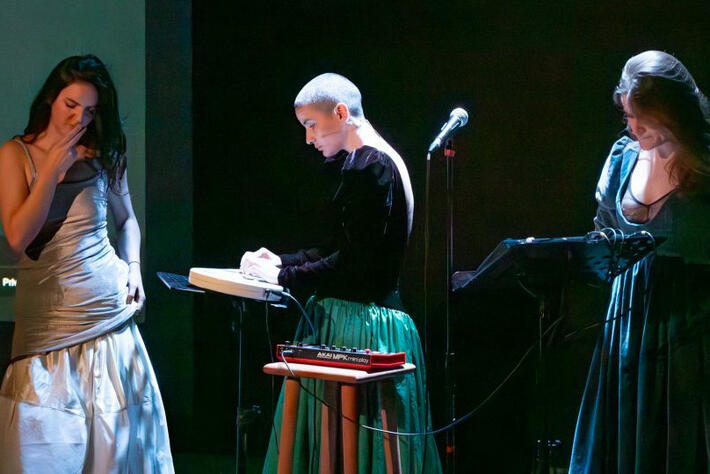 Rencontre avec Jeanne Mayer autour de Sleep Stream : "Chip Chan la prisonnière du web"