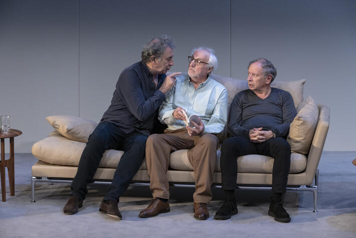 Peu importe votre opinion sur l'art contemporain, vous n'aurez plus d'excuse pour dire je n'ai pas vu "ART" de Yasmina Reza