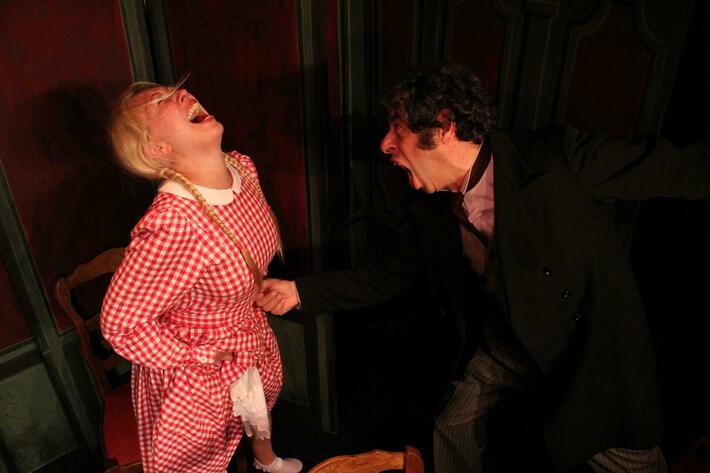 « La Leçon » de Ionesco fête ses 75 ans au Théâtre de la Huchette avec une expo et une offre spéciale