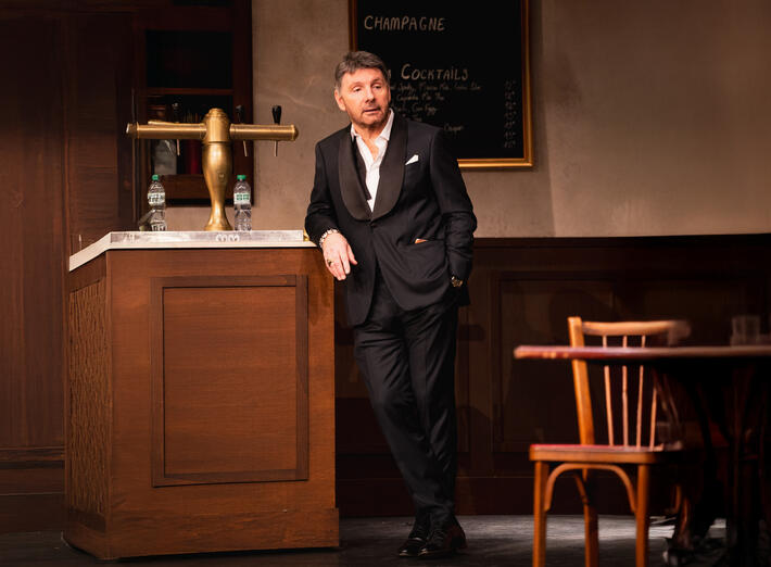 A VOIR EN MARS | Avec La rencontre entre Catherine JACOB et Philippe LELLOUCHE survolté pour la nuit la plus déjantée de la gare Saint-Lazare