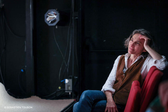 8 questions à Stéphanie TESSON, metteuse en scène et co-directrice du théâtre de Poche-Montparnasse