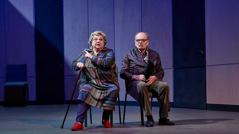 Dans le couloir au Théâtre Hébertot