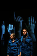 Lisa PAJON, Hédi TILLETTE DE CLERMONT-TONERRE dans Les deux frères et les lions