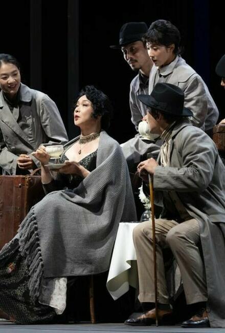 La Cerisaie de Tchekhov /《樱桃园》，契诃夫 au Théâtre des Champs-Elysées