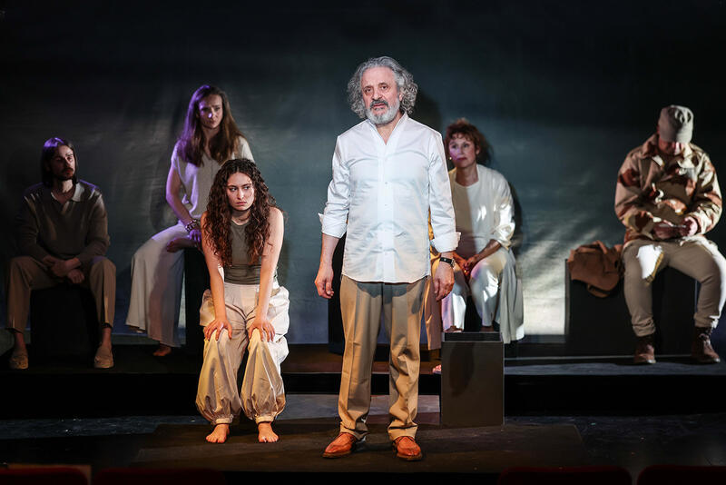 ANTIGONE au Théâtre de Poche-Montparnasse