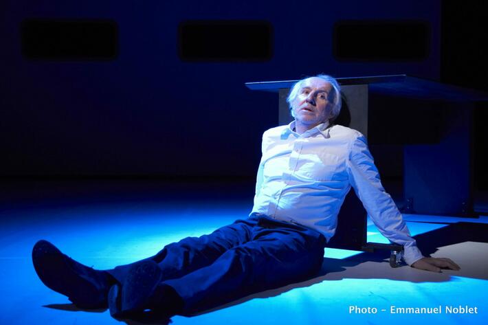 A VOIR EN MAI | Olivier SALADDIN dans une nuit d’urgences et de rire incontrôlable avec son rôle récompensé d'un Molière en 2016