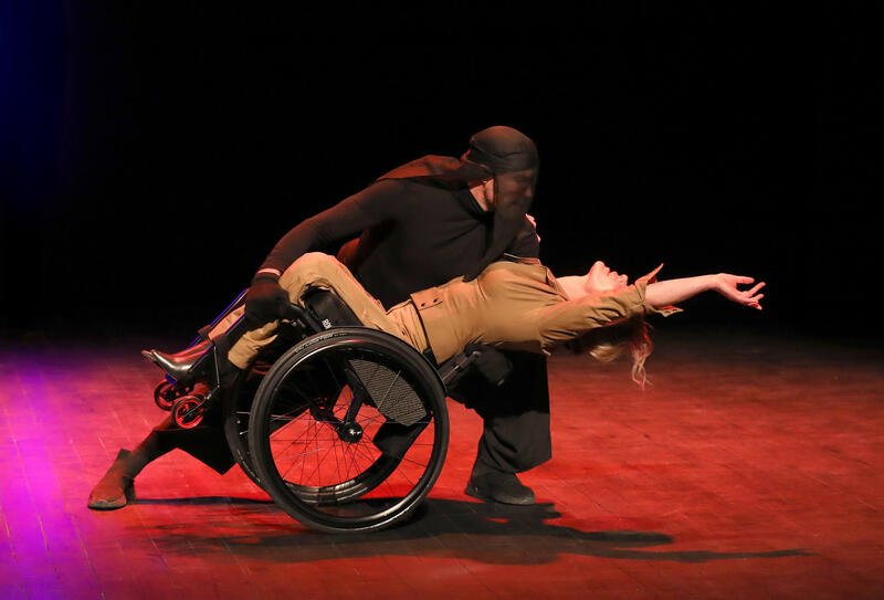 VOLTIGE au Théâtre du Petit Montparnasse
