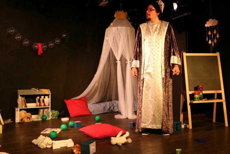 LES ÉMOTIONS DU MAGICIEN au Théâtre du Funambule Montmartre