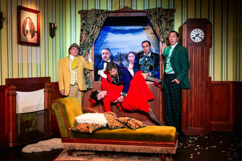 Les Faux British au Théâtre 100 noms