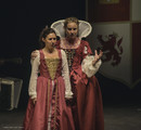 Manon Gilbert et Charlotte Matzneff dans Le Cid au Théâtre le Ranelagh