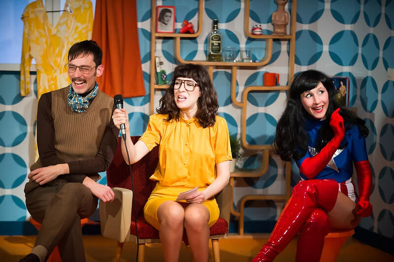 Ultra-Girl contre Shopenhauer au Théâtre des Gémeaux Parisiens